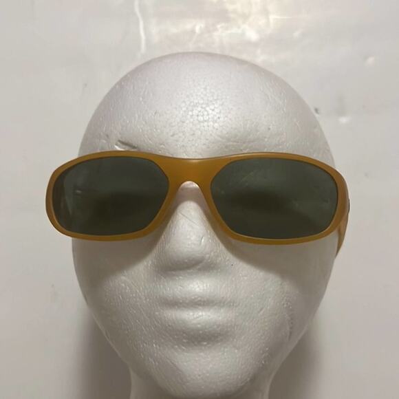 RAY- BAN BAUSCH & LOMB‎ DADDY O FLAT OVAL AMBER SUNGLASSES - Picture 2 of 6
